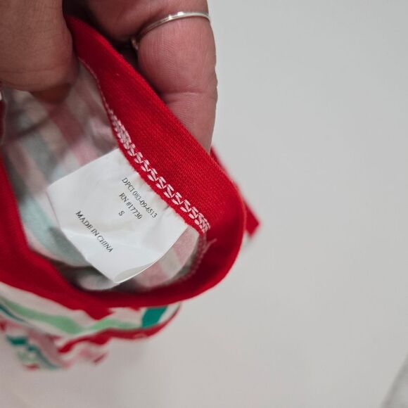 Like new dog jammies - Picture 4 of 7